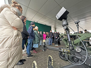 Wizyta uczniów w Placówce Straży Granicznej Warszawa-Okęcie. Wizyta uczniów w Placówce Straży Granicznej Warszawa-Okęcie.