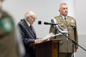 Uroczysty apel ślubowania nowo przyjętych funkcjonariuszy. Uroczysty apel ślubowania nowo przyjętych funkcjonariuszy.