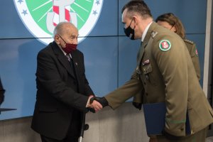 Wręczenie medali za pamięć o Powstańcach Warszawskich 