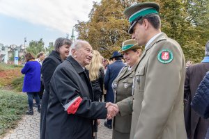 Delegacja NwOSG rozmawia z Panem Jerzym Mindziukiewiczem. Delegacja NwOSG rozmawia z Panem Jerzym Mindziukiewiczem.