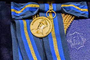 Medal XXX - lecia NSZZ Policjantów. Medal XXX - lecia NSZZ Policjantów.