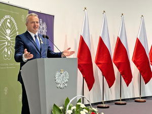 Przemawia Mikołaj Bogdanowicz - Wojewoda Kujawsko-Pomorski. Przemawia Mikołaj Bogdanowicz - Wojewoda Kujawsko-Pomorski.