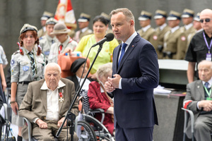 Przemawia Prezydent Polski Pan Andrzeja Duda. Przemawia Prezydent Polski Pan Andrzeja Duda.