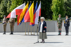 Przemawia Pani Teresa Stanek. Przemawia Pani Teresa Stanek.