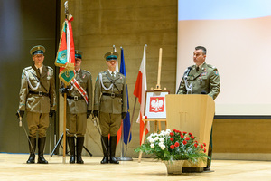 Przemawia Komendant NwOSG. Przemawia Komendant NwOSG.