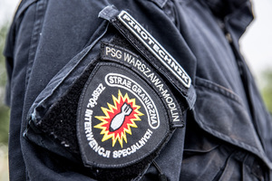Naszywka pirotechnika PSG Warszawa-Modlin. Naszywka pirotechnika PSG Warszawa-Modlin.
