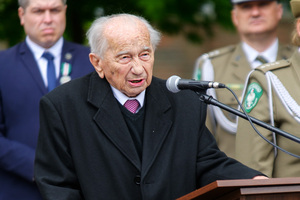 Przemawia Pan Jerzy Mińdziukiewicz. Przemawia Pan Jerzy Mińdziukiewicz.
