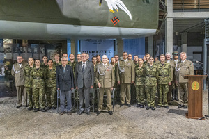 Zdjęcie grupowe uczestników ślubowania. Zdjęcie grupowe uczestników ślubowania.