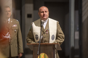 Przemawia Dziekan Ewangelicki Straży Granicznej ksiądz płk SG Kornel Undas. Przemawia Dziekan Ewangelicki Straży Granicznej ksiądz płk SG Kornel Undas.