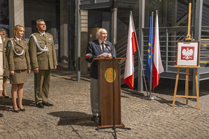 Przemawia Pan Janusz Komorowski Przemawia Pan Janusz Komorowski
