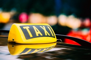 "Kogut" z napisem TAXI 