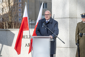 List odczytuje wicemarszałek Sejmu Pan Piotr Zgorzelski. List odczytuje wicemarszałek Sejmu Pan Piotr Zgorzelski.