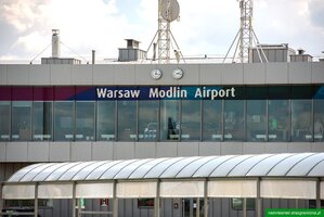 Terminal lotniska w Nowym Dworze Mazowieckim. 