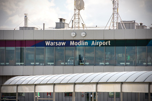 Terminal lotniska w Nowym Dworze Mazowieckim. Terminal lotniska w Nowym Dworze Mazowieckim.