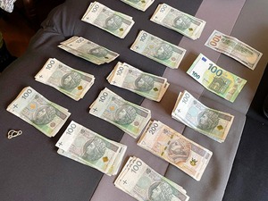 Banknoty. Banknoty.