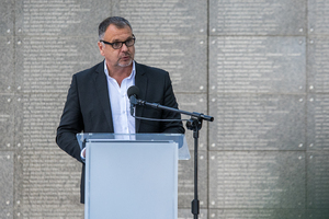 Przemawia Pan Piotr Gąstał. Przemawia Pan Piotr Gąstał.
