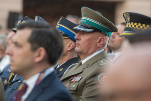 Komendant Nadwiślańskiego Oddziału Straży Granicznej im. Powstania Warszawskiego płk SG Dariusz Lutyński. Komendant Nadwiślańskiego Oddziału Straży Granicznej im. Powstania Warszawskiego płk SG Dariusz Lutyński.