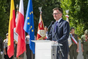 Przemawia Marszałek Sejmu. Przemawia Marszałek Sejmu.