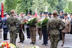 Delegacja PSG w Łodzi podczas łódzkich obchodów 80. rocznicy  wybuchu Powstania Warszawskiego. Delegacja PSG w Łodzi podczas łódzkich obchodów 80. rocznicy  wybuchu Powstania Warszawskiego.