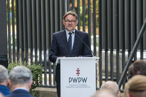Przemawia prezes Polskiej Wytwórni Papierów Wartościowych S.A. Marcin Wojdat. Przemawia prezes Polskiej Wytwórni Papierów Wartościowych S.A. Marcin Wojdat.