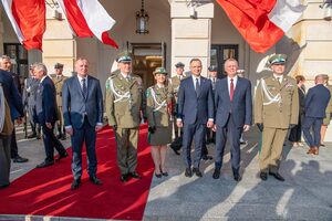 Uczestnicy uroczystości wręczenia nominacji generalskich. Uczestnicy uroczystości wręczenia nominacji generalskich.