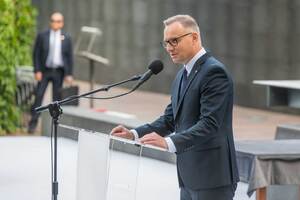 Przemawia Prezydent Andrzej Duda. Przemawia Prezydent Andrzej Duda.
