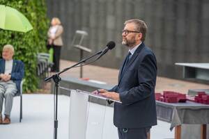 Przemawia Pan Jan Ołdakowski. Przemawia Pan Jan Ołdakowski.