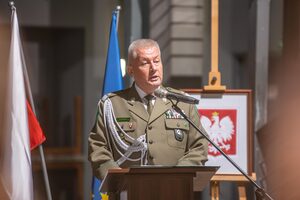 Ślubowanie nowo przyjętych funkcjonariuszy NwOSG 15 