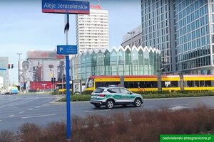 Samochód Straży Granicznej na warszawskiej ulicy. Samochód Straży Granicznej na warszawskiej ulicy.