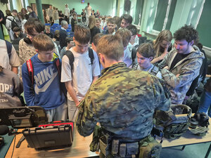 Spotkanie z funkcjonariuszami z Nadwiślańskiego Oddziału Straży Granicznej. Spotkanie z funkcjonariuszami z Nadwiślańskiego Oddziału Straży Granicznej.
