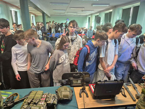 Spotkanie z funkcjonariuszami z Nadwiślańskiego Oddziału Straży Granicznej. Spotkanie z funkcjonariuszami z Nadwiślańskiego Oddziału Straży Granicznej.