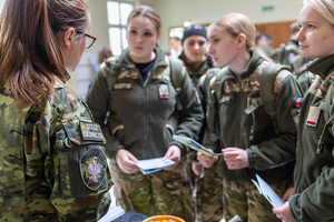 Uczestnicy inicjatywy „Moje bezpieczeństwo dziś i jutro – rola służb mundurowych”. Uczestnicy inicjatywy „Moje bezpieczeństwo dziś i jutro – rola służb mundurowych”.