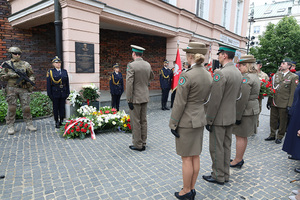 Uroczystości odsłonięcia tablicy. Uroczystości odsłonięcia tablicy.