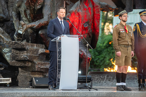 Uroczystość na Pl. Kasińskich. Uroczystość na Pl. Kasińskich.