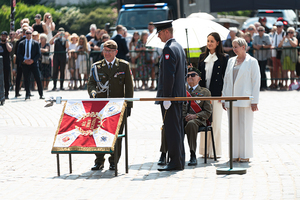 Wręczenie sztandaru 18. Stołecznej Brygadzie Obrony Terytorialnej. Wręczenie sztandaru 18. Stołecznej Brygadzie Obrony Terytorialnej.