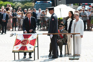 Wręczenie sztandaru 18. Stołecznej Brygadzie Obrony Terytorialnej. Wręczenie sztandaru 18. Stołecznej Brygadzie Obrony Terytorialnej.